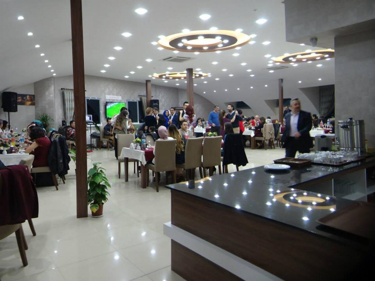 Maykon Hotel Civril  Buitenkant foto