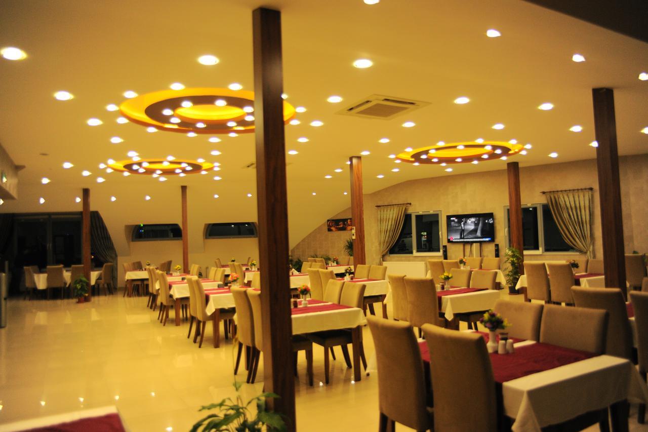 Maykon Hotel Civril  Buitenkant foto