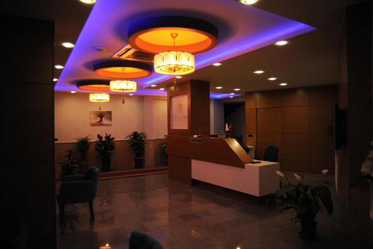 Maykon Hotel Civril  Buitenkant foto