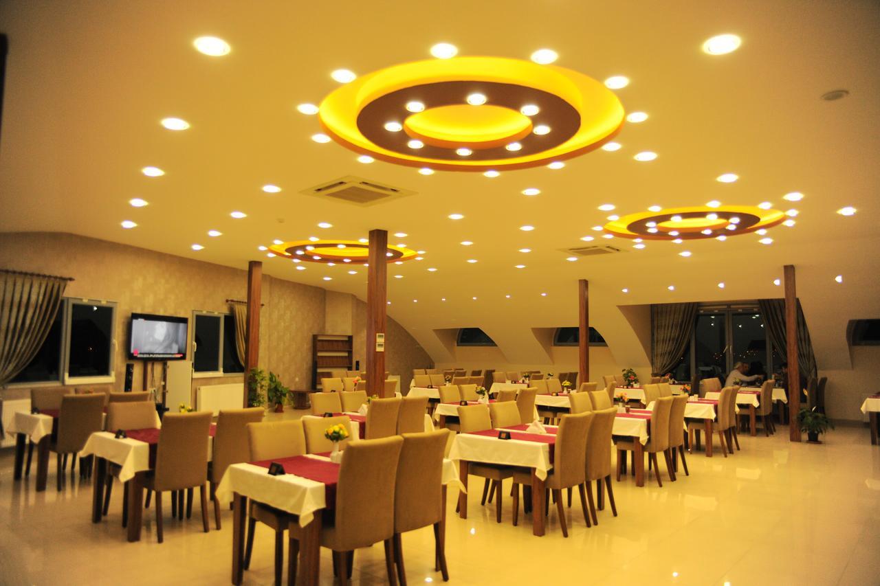 Maykon Hotel Civril  Buitenkant foto